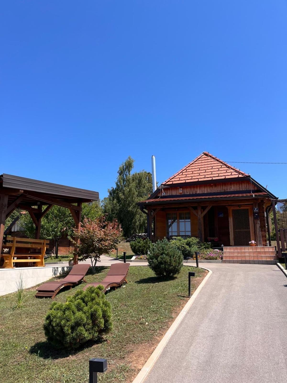 Kuca Za Odmor Markoci Раковица Екстериор снимка